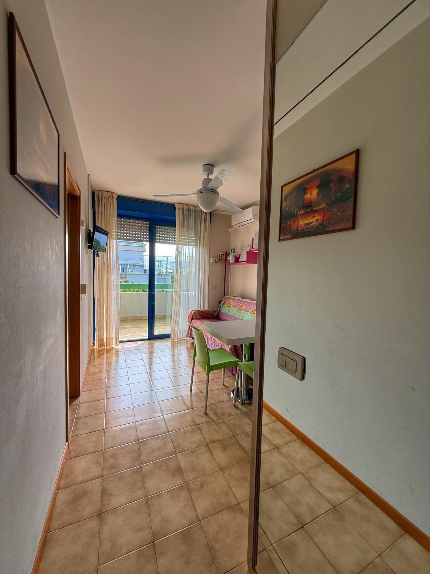 Grazioso Appartamento N 66 A Bibione A 100 Mt Dal Mare Екстериор снимка